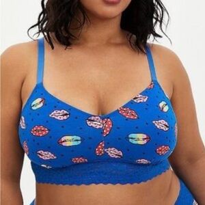 Torrid blue rainbow lips lace cotton lightly padded bralette  sz 2x